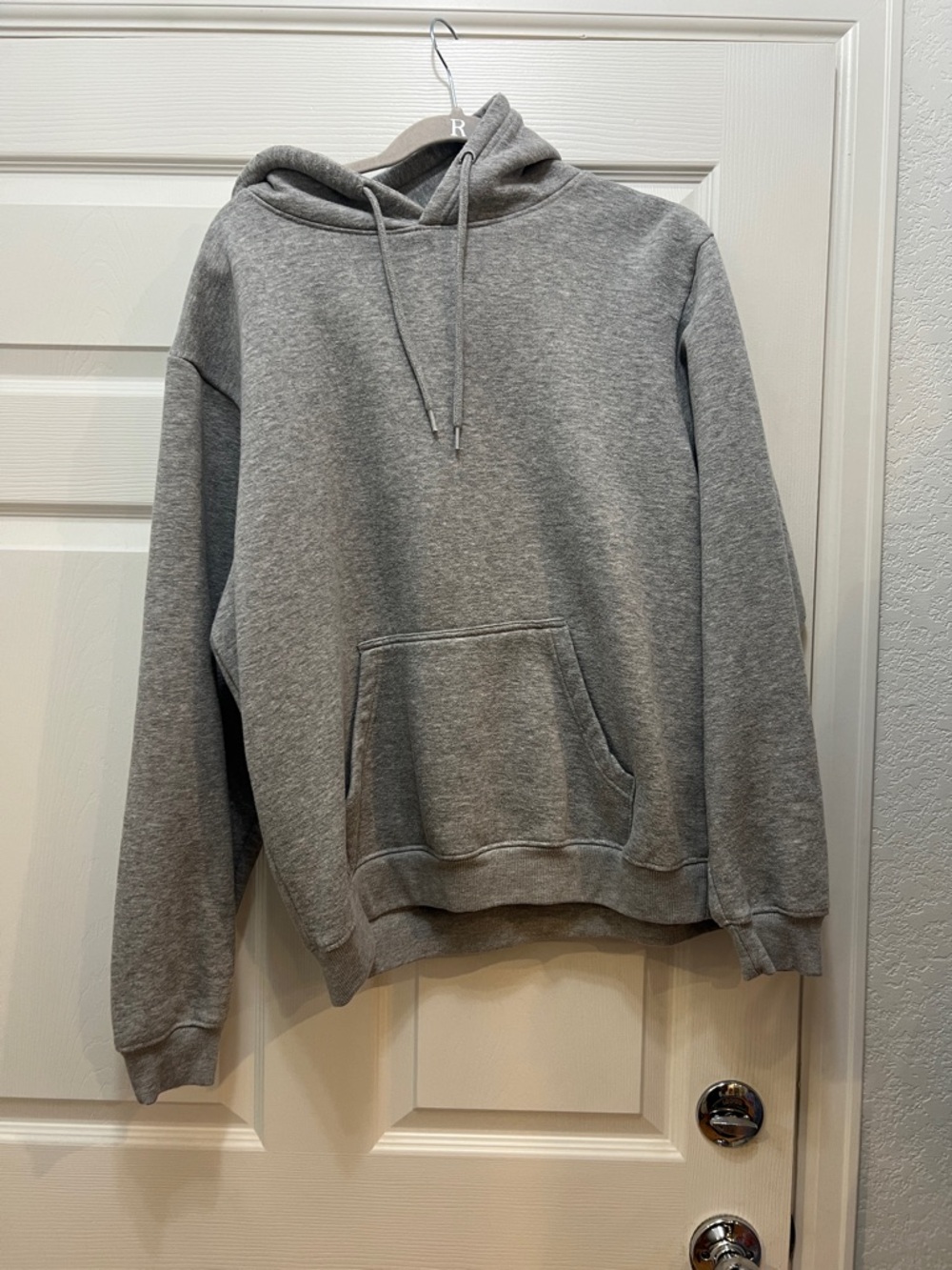 PrettyLittleThing Men's Gray Pullover Hoodie